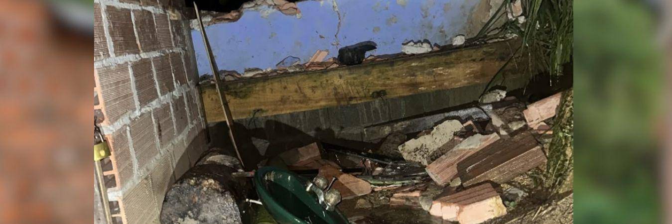 Ocho viviendas se vieron afectadas en totalidad, dos de ellas con colapso estructural definitivo. FOTO: ALCALDÍA DE BELLO