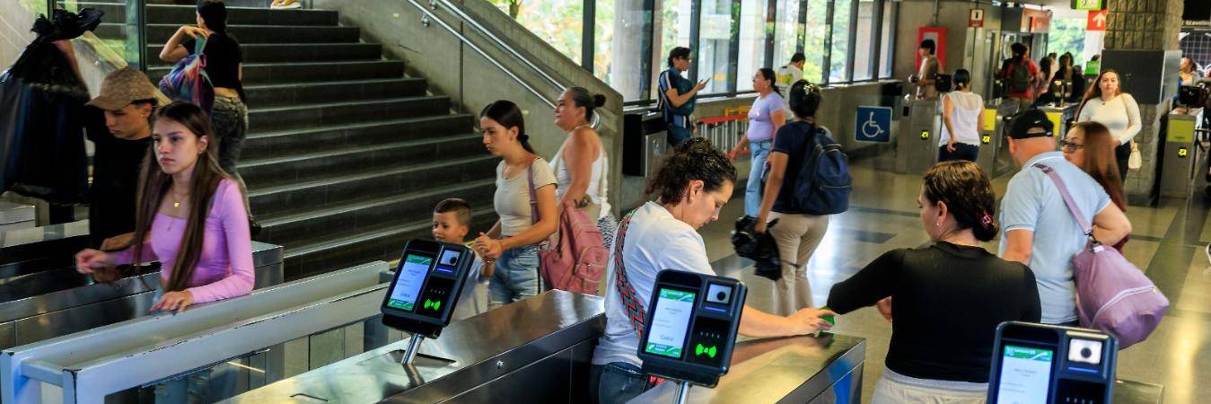 La tarifa gratuita aplicará solo este domingo, 8 de marzo, por elecciones. FOTO: ANDRÉS CAMILO SUÁREZ