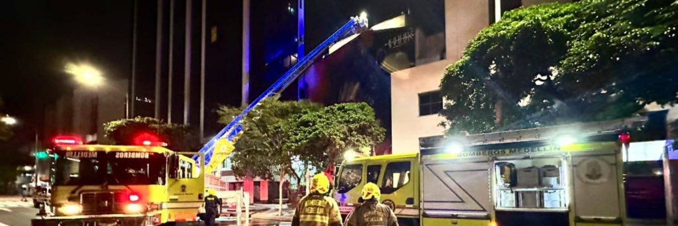 Incendio en la Clínica Fundadores de Medellín./FOTO: DAGRD