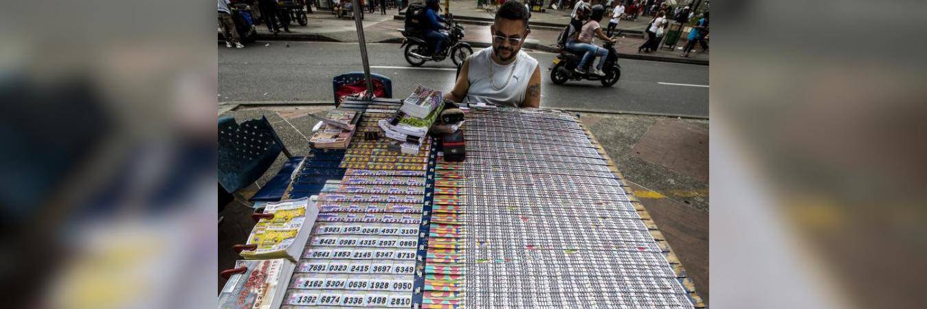 Venta de loterías. FOTO: ARCHIVO - JAIME PÉREZ