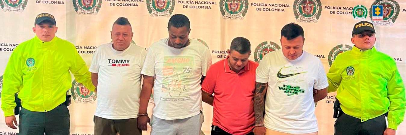 Jhon Carlos Jiménez Mendoza, John Edison García Ciro, José Fernando Espinosa Cortés y Ángel Jair Mosquera de León, tras ser capturados. /FOTO: CORTESÍA