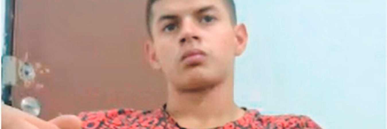 Sebastián Villegas Córdoba llegó esposado a la audiencia celebrada el martes. /FOTO: CORTESÍA