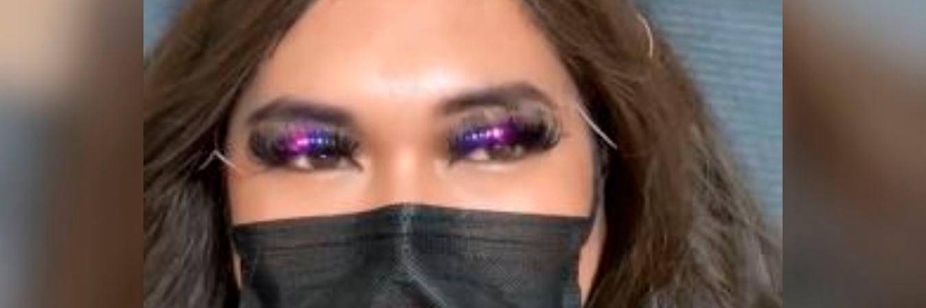 Así se ven las pestañas con luces led, que además, cambian de colores. /FOTO: CAPTURA DE PANTALLA. 