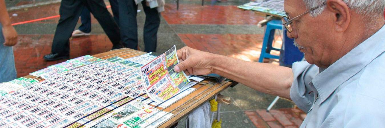 Resultados de las loterías que jugaron este martes, 14 de noviembre. /FOTO: JUAN ANTONIO SÁNCHEZ OCAMPO
