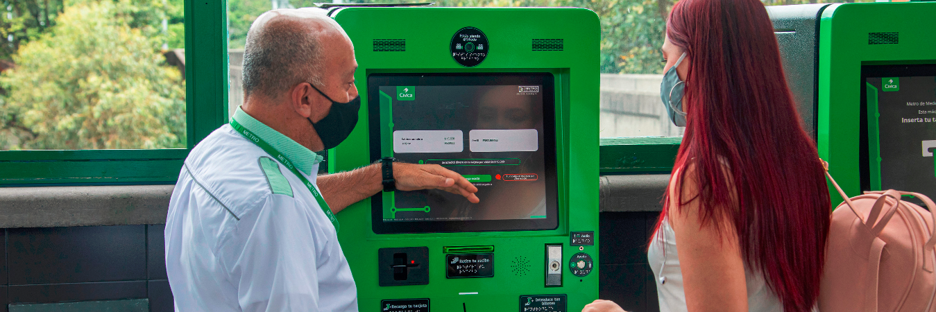 La cívica estudiantil tiene costos más bajos por trayecto para los estudiantes. / FOTO: CARLOS VELÁSQUEZ