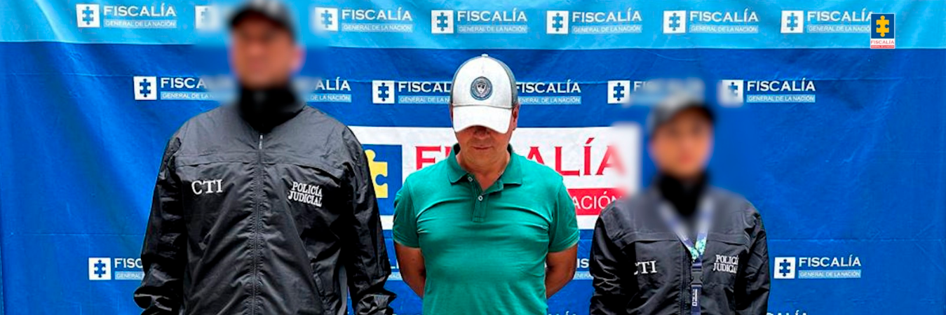 El día del homicidio el sospechoso entregó 2 armas a las autoridades. /FOTO: CORTESÍA FISCALÍA.