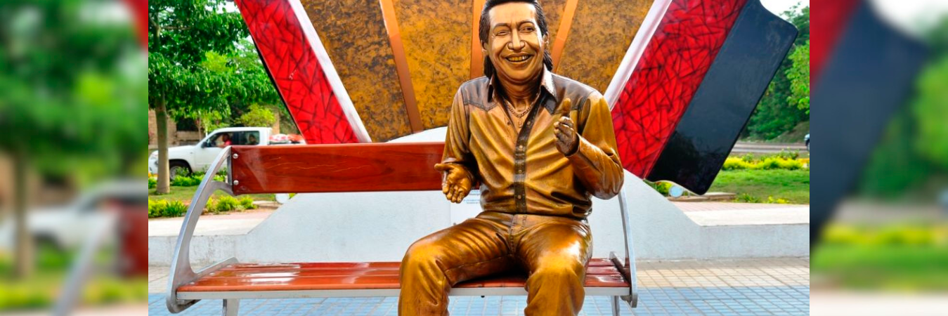 Estatua del cantante vallenato Diomedes Díaz. /FOTO: COLPRENSA