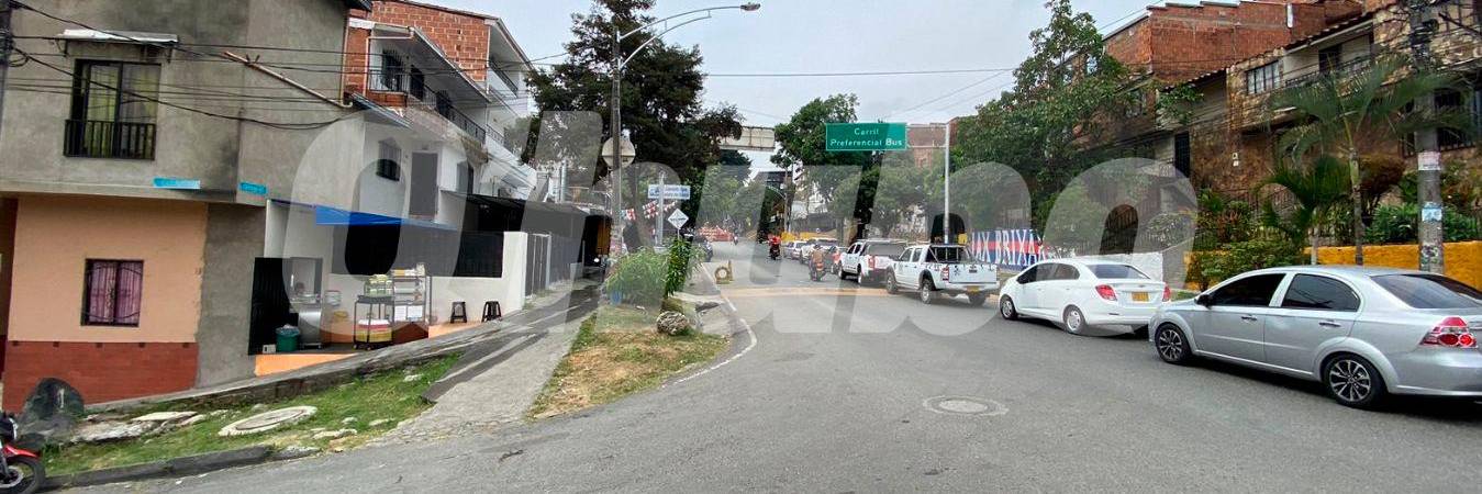 En este sector de la carrera 65 con calle 117, en el barrio Las Brisas, de Castilla, un policía retirado le disparó a presuntos ladrones. /FOTO: ANDRÉS FELIPE OSORIO GARCÍA 
