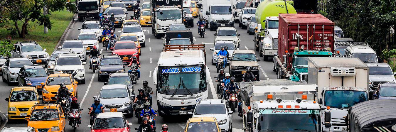 Movilidad en Medellín. /FOTO: JAIME PÉREZ. 