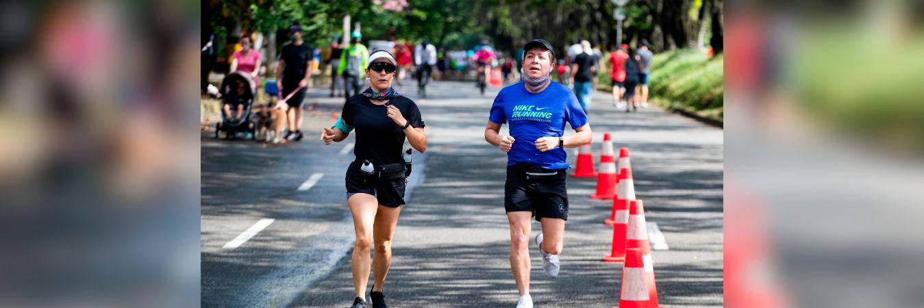 Práctica deportiva en la ciudad. /FOTO: MANUEL SALDARRIAGA. 