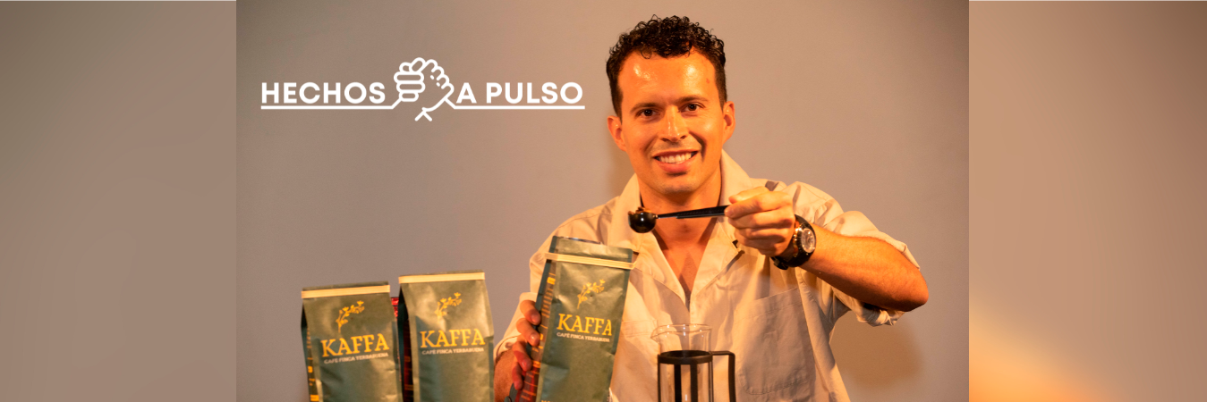 Camilo Londoño Pineda es economista, pero siempre ha sido un enamorado del campo. /FOTO: ESNEYDER GUTIÉRREZ