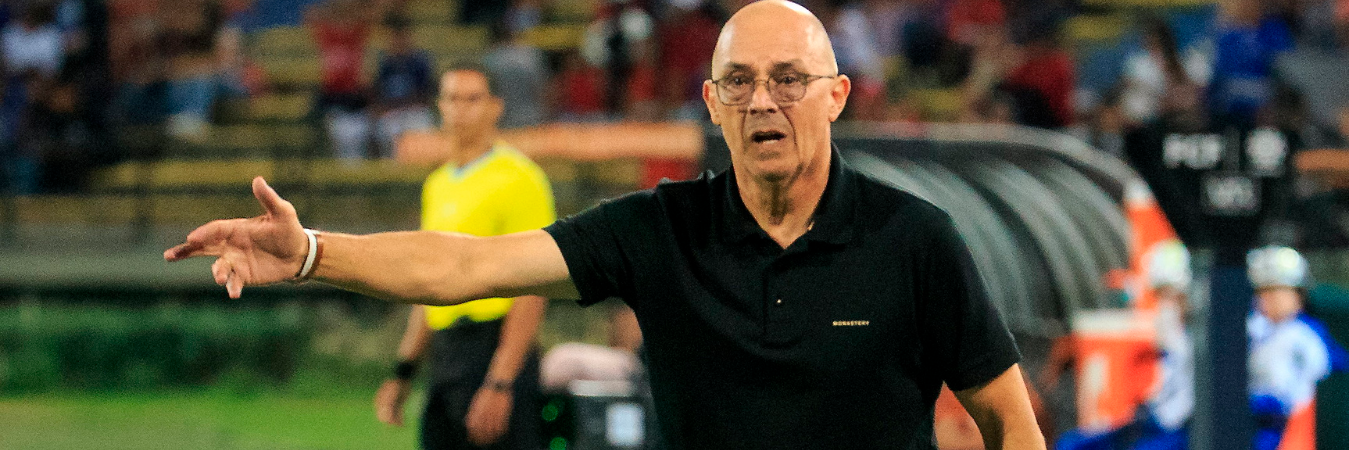 Alfredo Arias lleva 20 fechas invicto en el Atanasio por Liga con Medellín. /FOTO: ANDRÉS CAMILO SUÁREZ