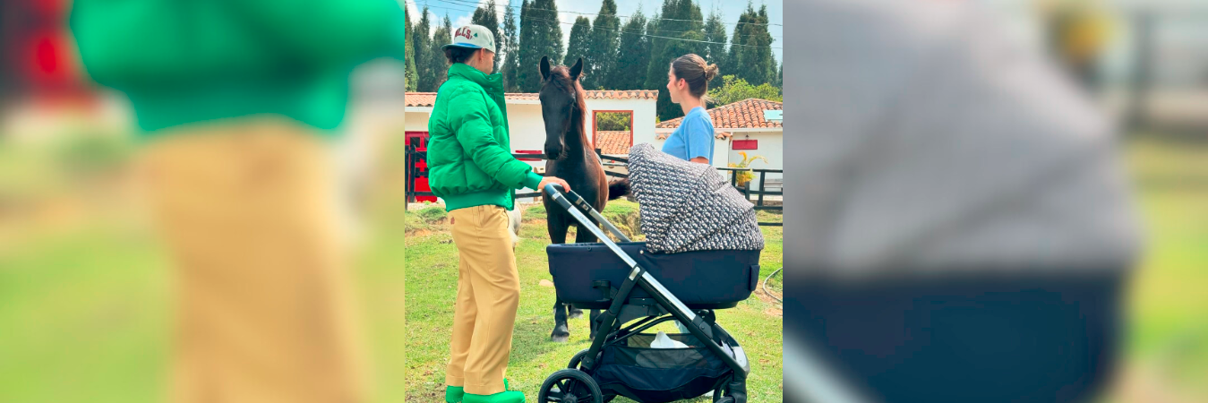 Este es el costoso coche en el que Maluma pasea a su hija. / FOTO: @MALUMA