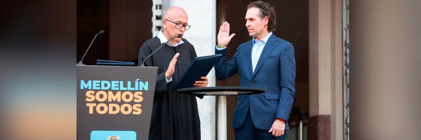 Juramento de Federico Gutiérrez para posesionarse como alcalde de Medellín. /FOTOS: MANUEL SALDARRIAGA. 