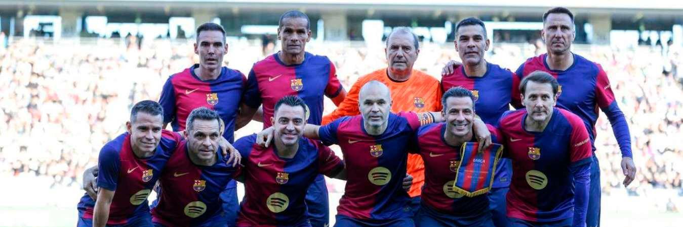 Al partido asistieron excompañeros de equipo de Iniesta (centro). / FOTO: ANDRÉS INIESTA