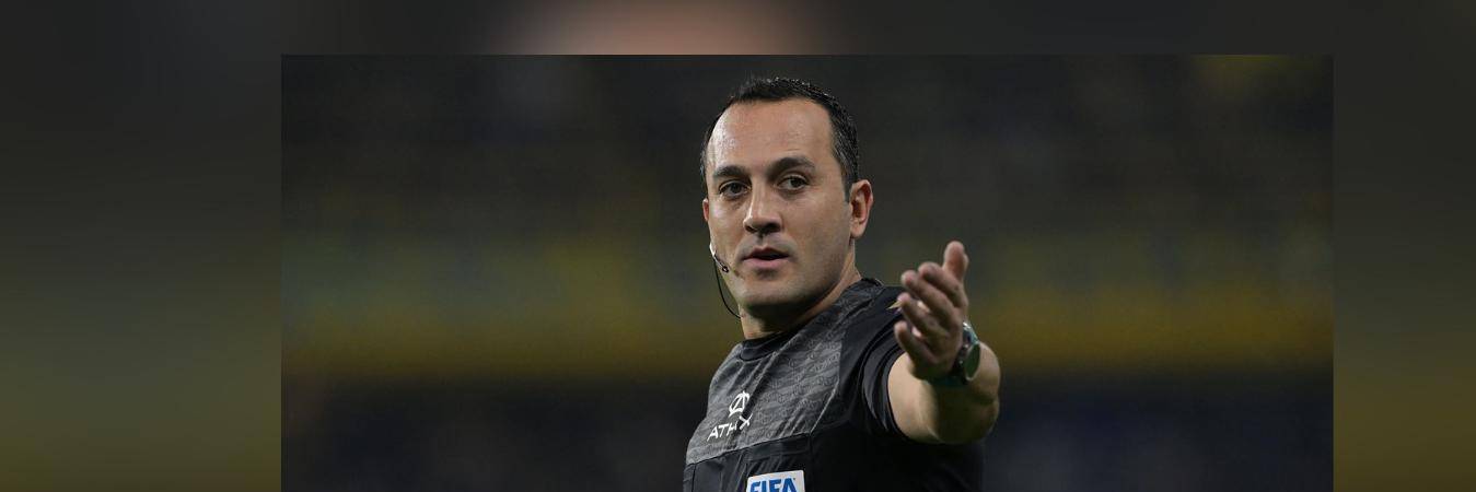 Árbitro de Argentina, Fernando Espinoza. FOTO: GETTY