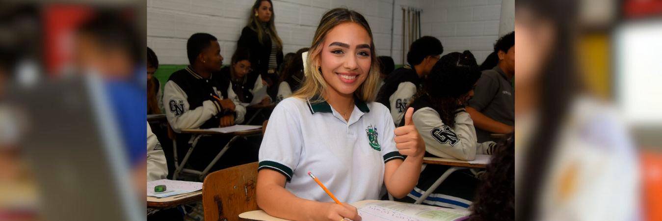 En 2024, el 66 % de los colegios oficiales, es decir, 146 instituciones, incrementaron su puntaje promedio en comparación con el 2023.