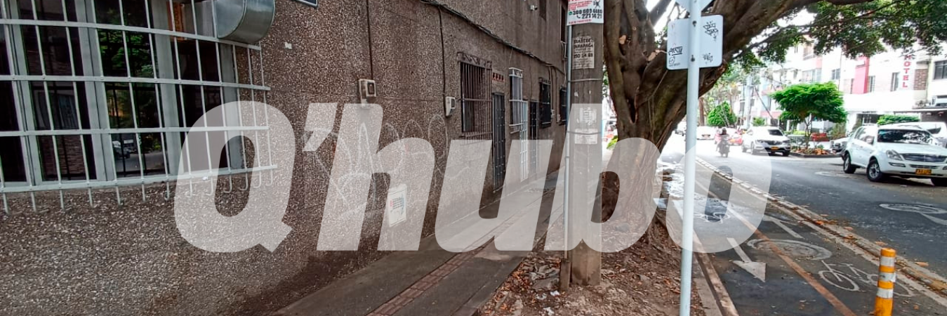 La víctima frecuentaba el barrio Florida Nueva, recogiendo el reciclaje. El ataque ocurrió en esta acera de la calle 44A con carrera 70. /FOTO: ALEJANDRA MORALES RÍOS