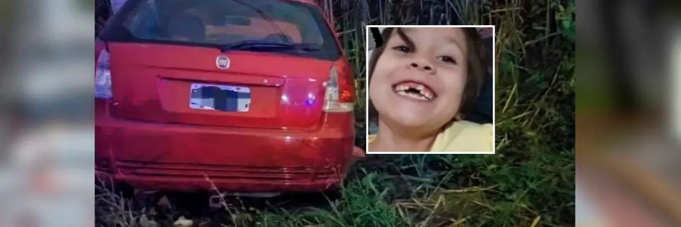 El vehículo de color rojo arrastró a Kim hasta que se estrelló. /FOTO: TOMADAS DE X