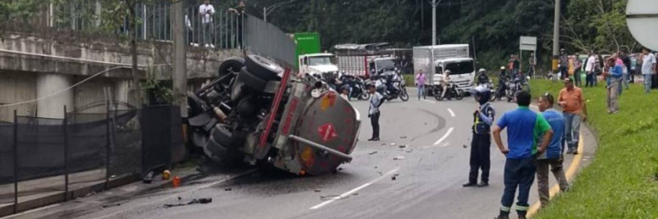 El accidente ocurrió en la tarde de este 13 de junio. FOTO: DENUNCIAS ANTIOQUIA