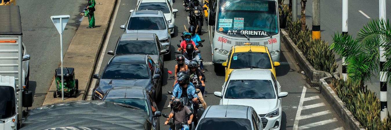 No se le olvide que si lo pillan le pondrán una sanción de $ 711.750, además de la inmovilización del vehículo. / FOTO: CAMILO SUÁREZ