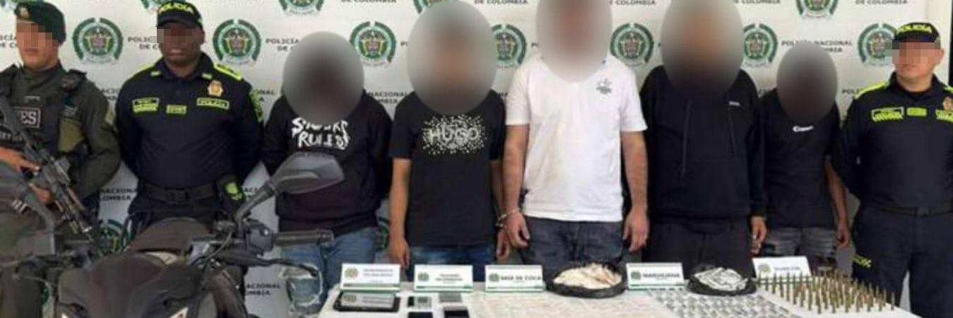 Las seis personas capturadas son señaladas por concierto para delinquir y hurto calificado. / FOTO: POLICÍA ANTIOQUIA