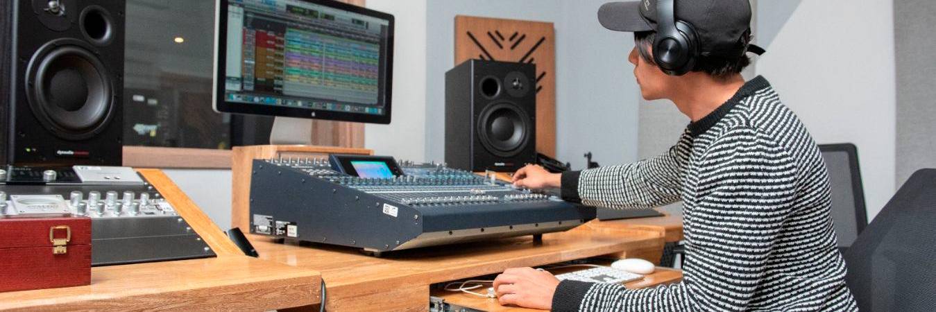 DJ, IoT, marketing digital, edición de música y audio, desarrollo de software, entre otras; son las opciones que están disponibles en esta convocatoria. /FOTO: CORTESÍA ALCALDÍA DE MEDELLÍN