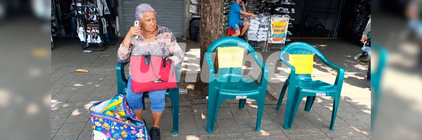 Prefieren pagar $ 500 por la sentadita a esperar el bus de pie. /FOTOS: SUSANA COGUA