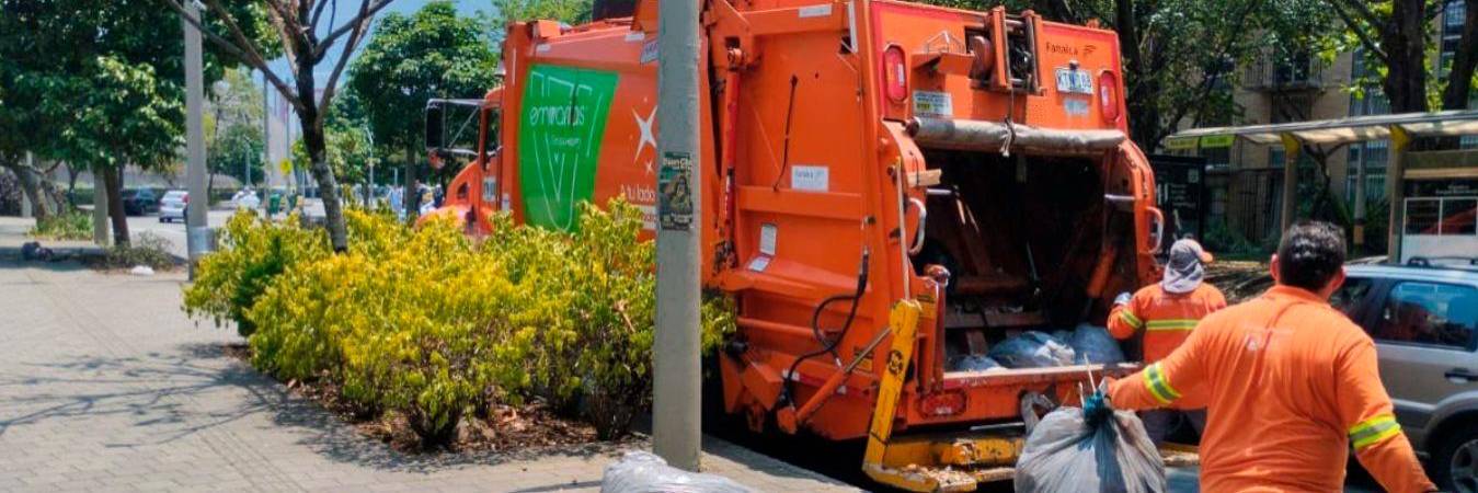 /FOTO: TOMADA DE X COMO REFERENCIA PARA ILUSTRAR - @Emvarias