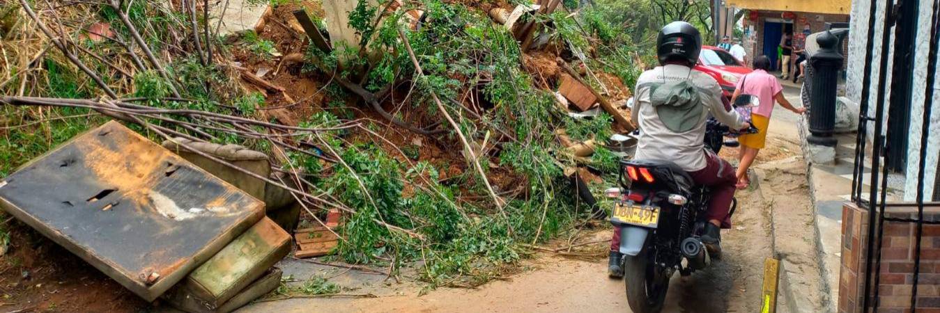 Las autoridades ya están en la zona realizando el balance de la emergencia. / FOTO: MAURICIO PALACIO