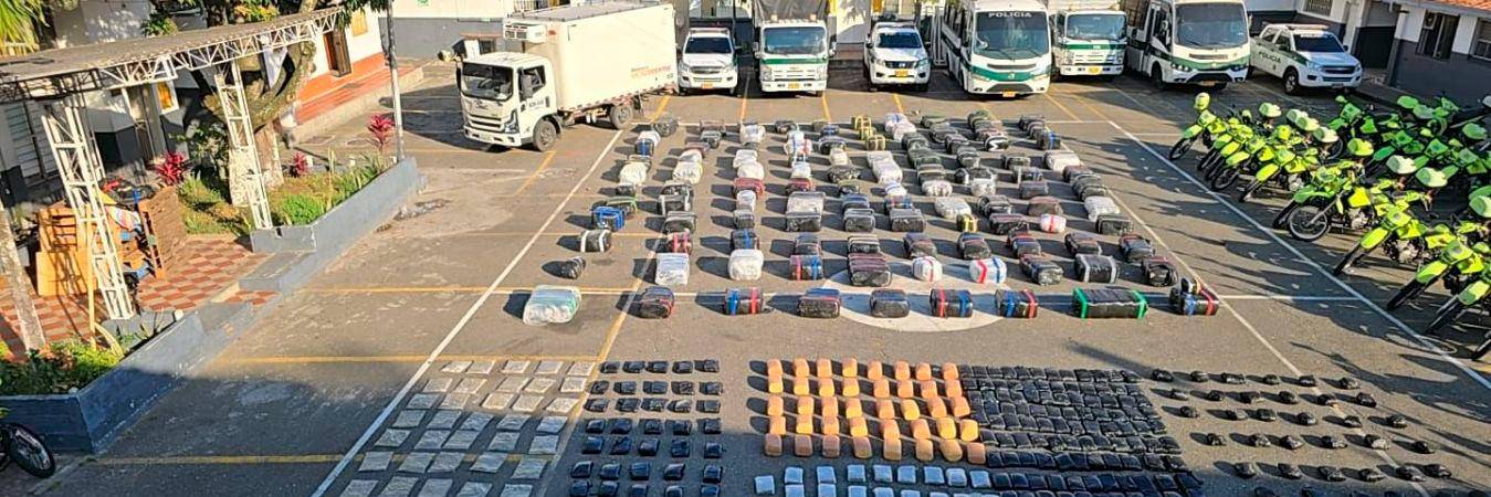 La droga estaba repartida en 117 bultos. /FOTO: POLICÍA NACIONAL.