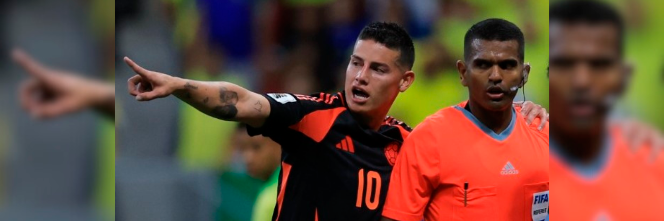 James Rodríguez cuestionando las decisiones del árbitro venezolano Alexis Herrera en el duelo ante Brasil. /FOTO: GETTY
