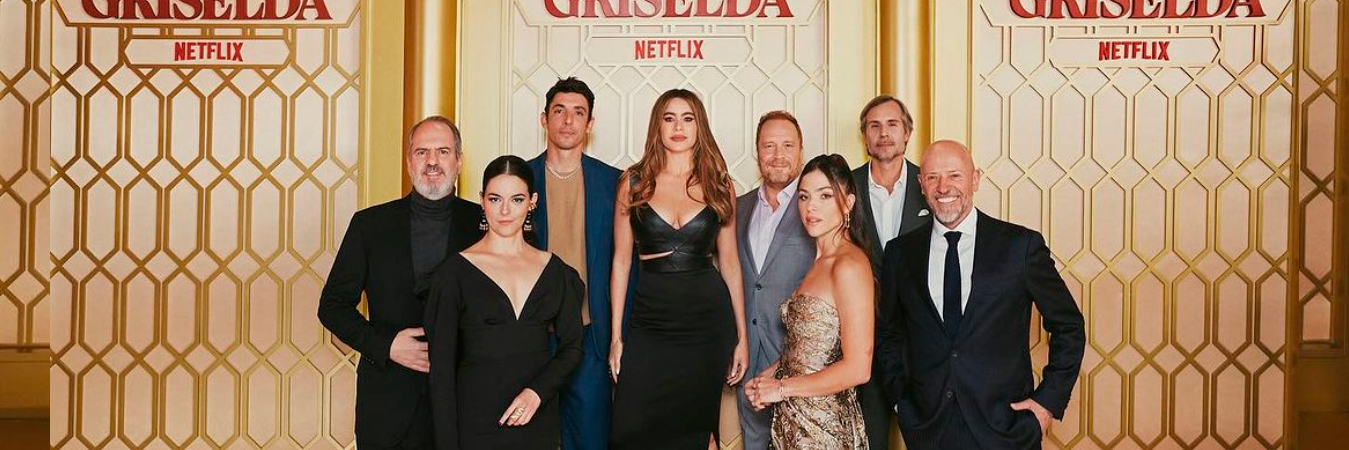 Sofía Vergara con parte del elenco de ‘Griselda’ en Bogotá. /FOTO: INSTAGRAM @paulinada