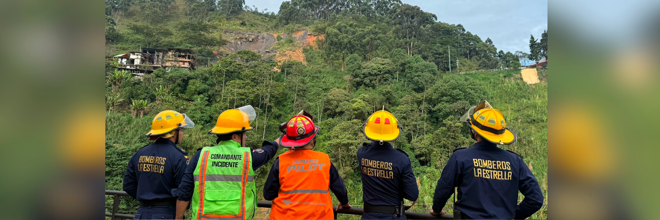 Con drones los organismos de emergencia monitorean la zona. /FOTO: ALCALDÍA DE LA ESTRELLA