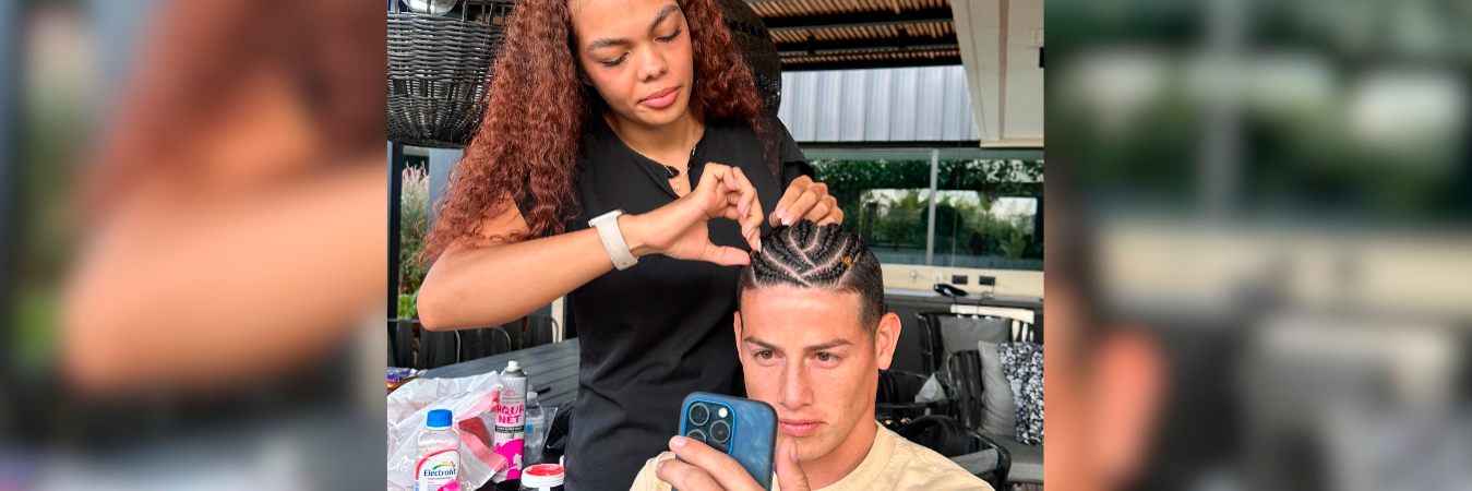 Durante todo el proceso de peinado, James se vio muy tranquilo y dispuesto. /FOTO: CAPTURA DE VIDEO