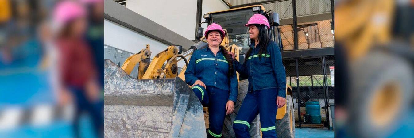 Las mujeres en Colombia están conquistando más espacios en el mercado laboral y contribuyendo activamente al desarrollo económico del país. /FOTO: CORTESÍA SENA