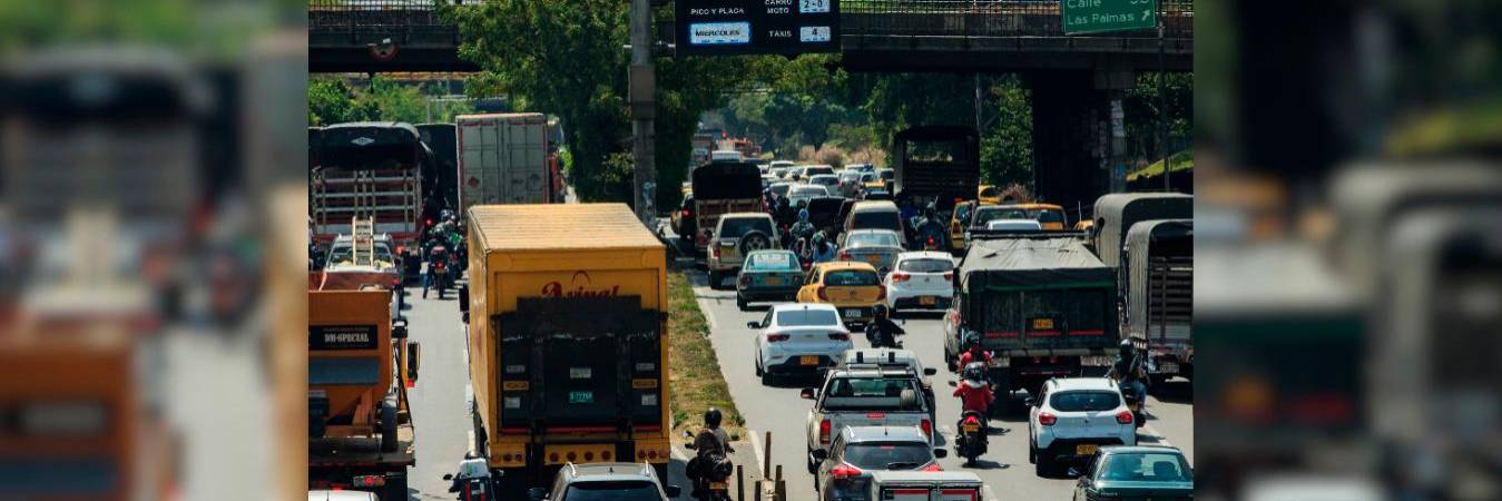 La medida de pico y placa se levantará durante toda semana santa y hasta el 1.° de abril. /FOTO: ANDRÉS CAMILO SUÁREZ