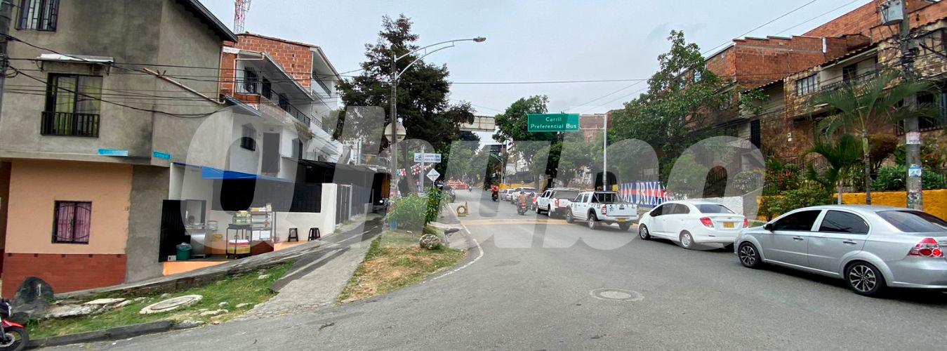 En este sector de la carrera 65 con calle 117, en el barrio Las Brisas, de Castilla, un policía retirado le disparó a presuntos ladrones. /FOTO: ANDRÉS FELIPE OSORIO GARCÍA