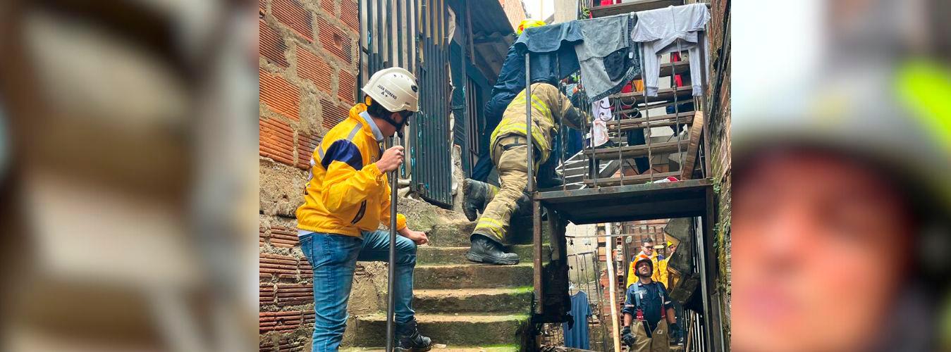 Así fue el rescate de los menores en Santa Cruz. /FOTO: CORTESÍA DAGRD