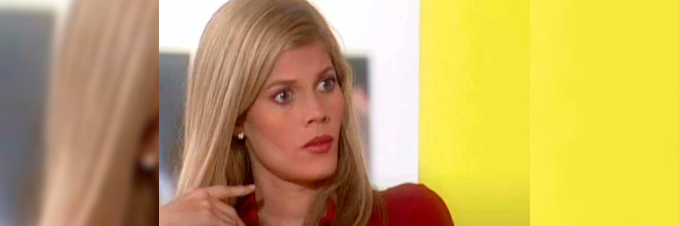 Lorna Cepeda interpretando a Patricia Fernández en ‘Yo soy Betty, la fea’. /FOTO: TOMADA DE VIDEO 