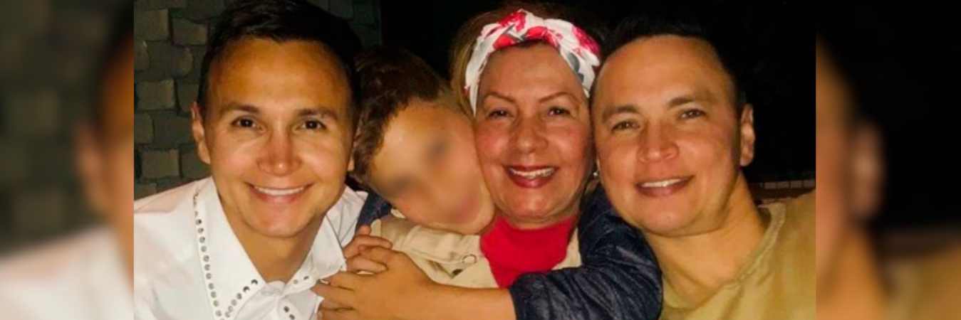 Mauricio Leal junto a su madre y hermano. /FOTO: INSTAGRAM @maitoleal