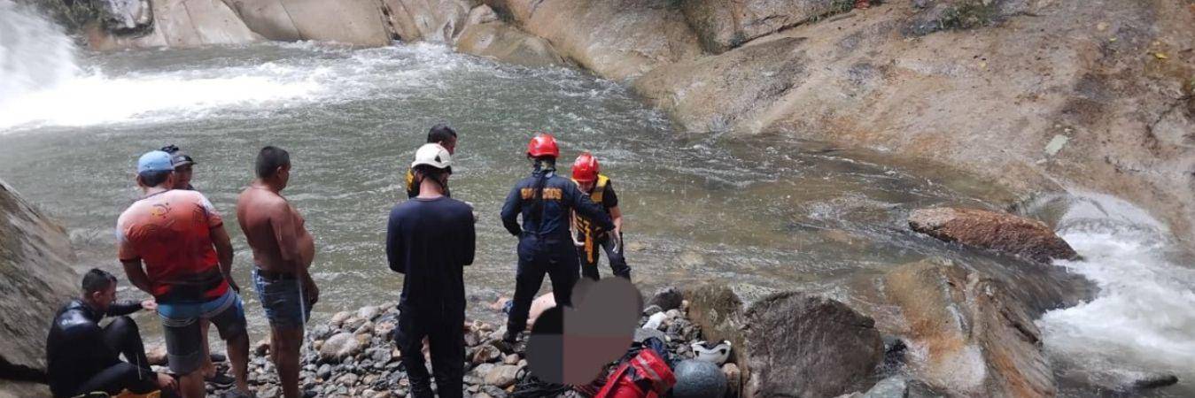 Tragedia en San Carlos: hombre murió ahogado en charco. / FOTO: BOMBEROS SAN CARLOS