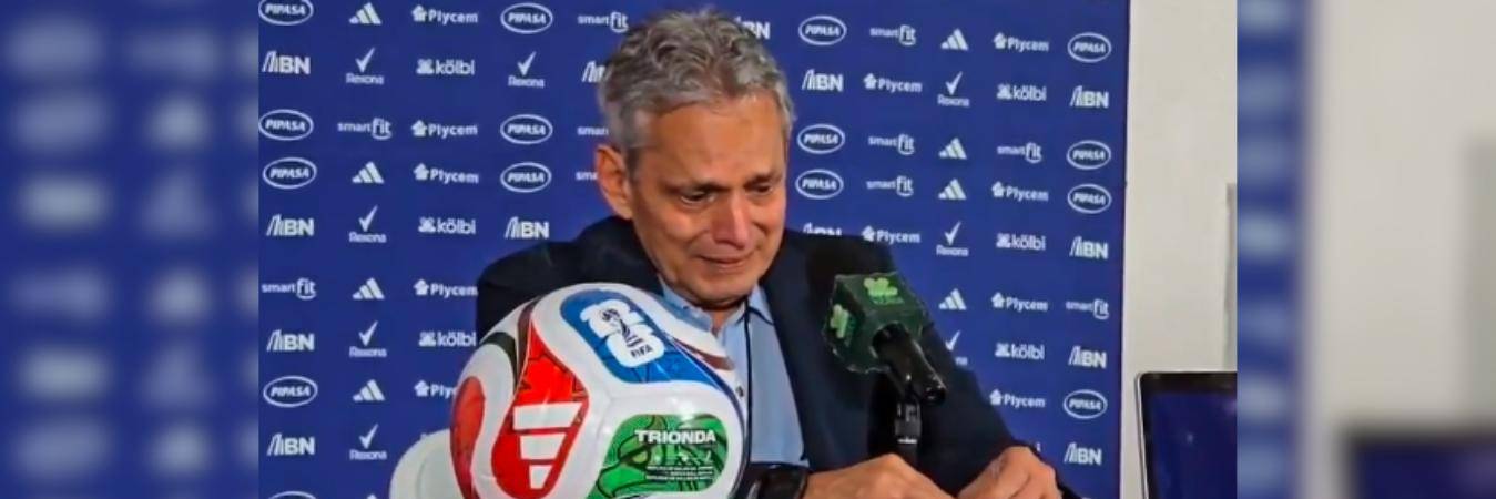 Reinaldo Rueda en llanto tras eliminación de Honduras al Mundial 2026. FOTO: VIDEO DEPORTES TVC