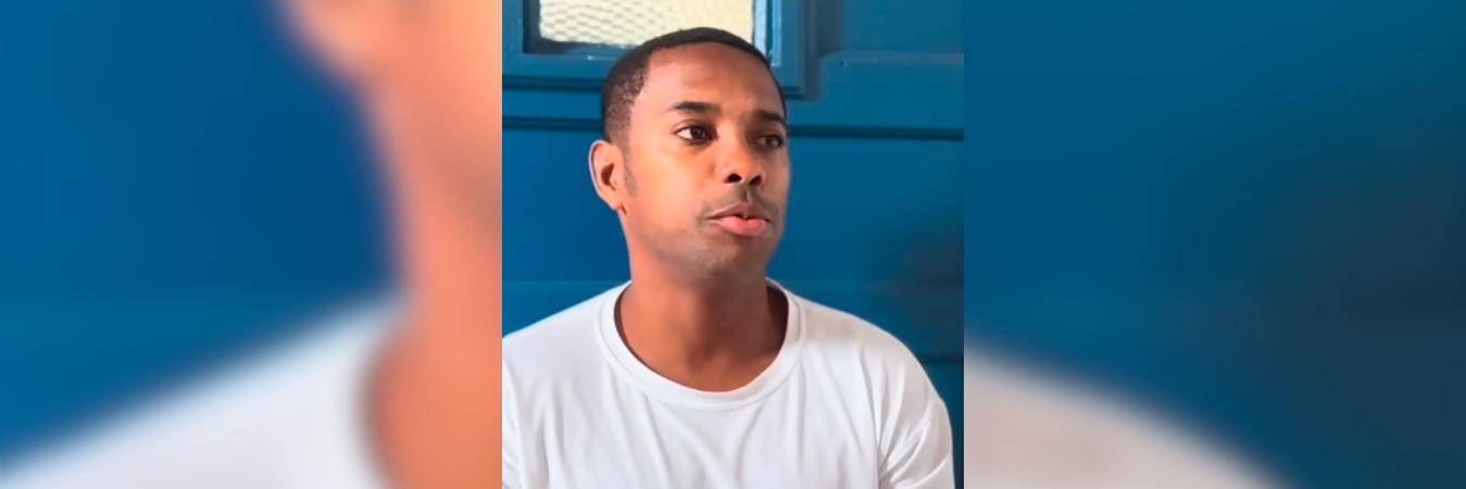 Exfutbolista Robinho hablando desde la cárcel. FOTO: UOL ESPORTE 