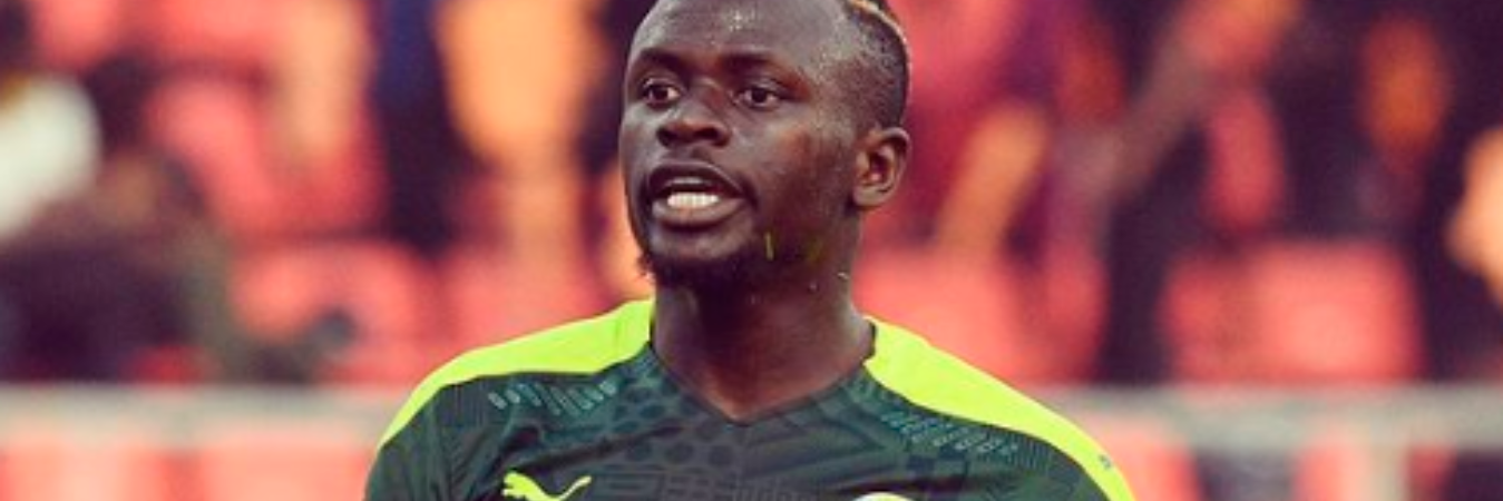 Sadio Mané jugando para su Selección Senegal. /FOTO: INSTAGRAM @sadiomaneofficiel