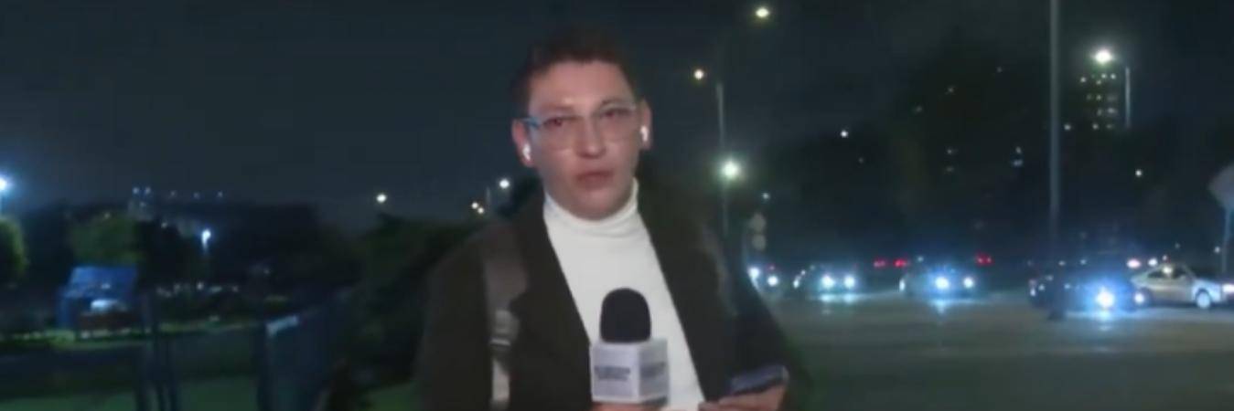 Periodista de Noticias Uno evitando ser víctima de hurto en Bogotá. FOTO: NOTICIAS UNO