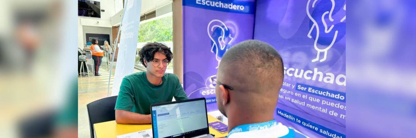 Los escuchaderos están en diferentes estaciones del metro, barrios y corregimientos de la ciudad. FOTO: ALCALDÍA DE MEDELLÍN 