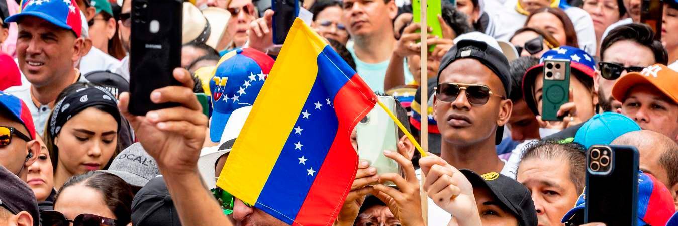 Migración Colombia explicará el proceso para la próxima entrega de PPT en Medellín