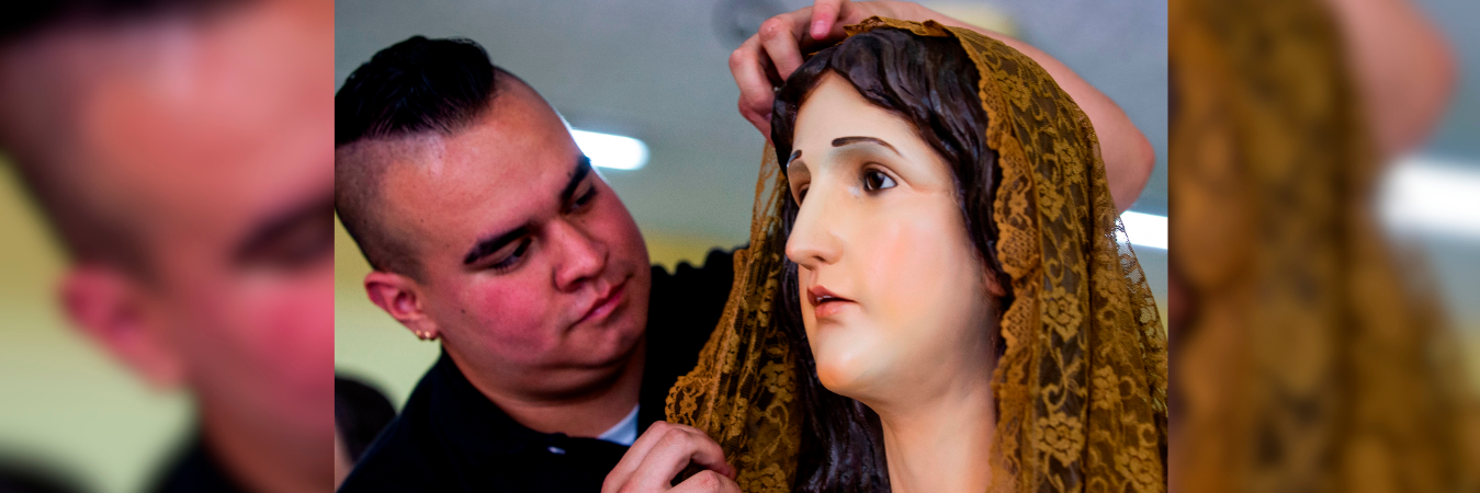 Los católicos se preparan para las procesiones de Semana Santa. /FOTO: JULIO CÉSAR HERRERA