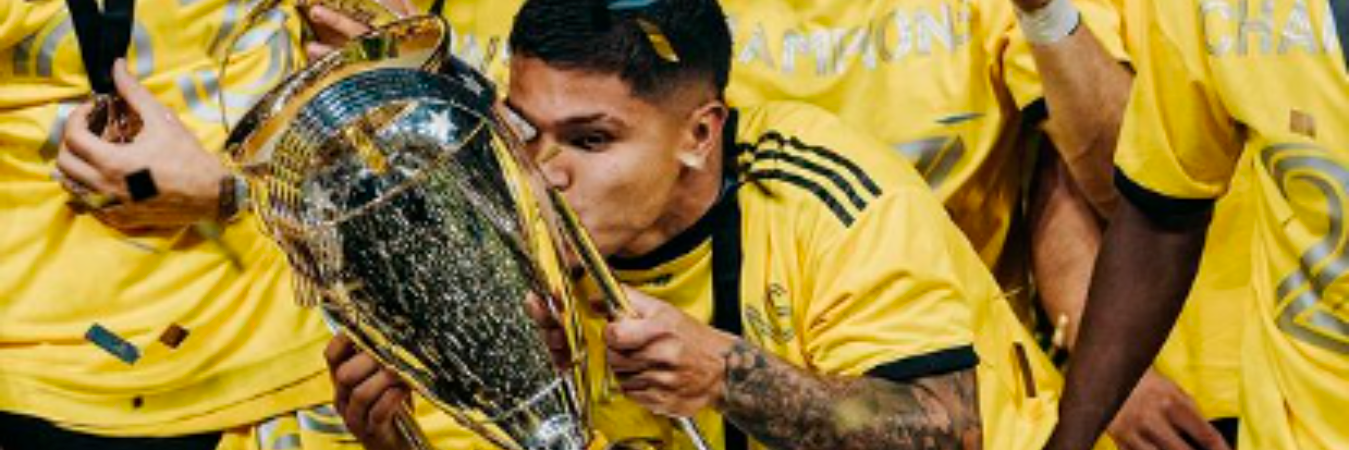 Juan Camilo ‘Cucho’ Hernández campeón con el Columbus Crew de la MLS. /FOTO: INSTAGRAM @cuchohernandez